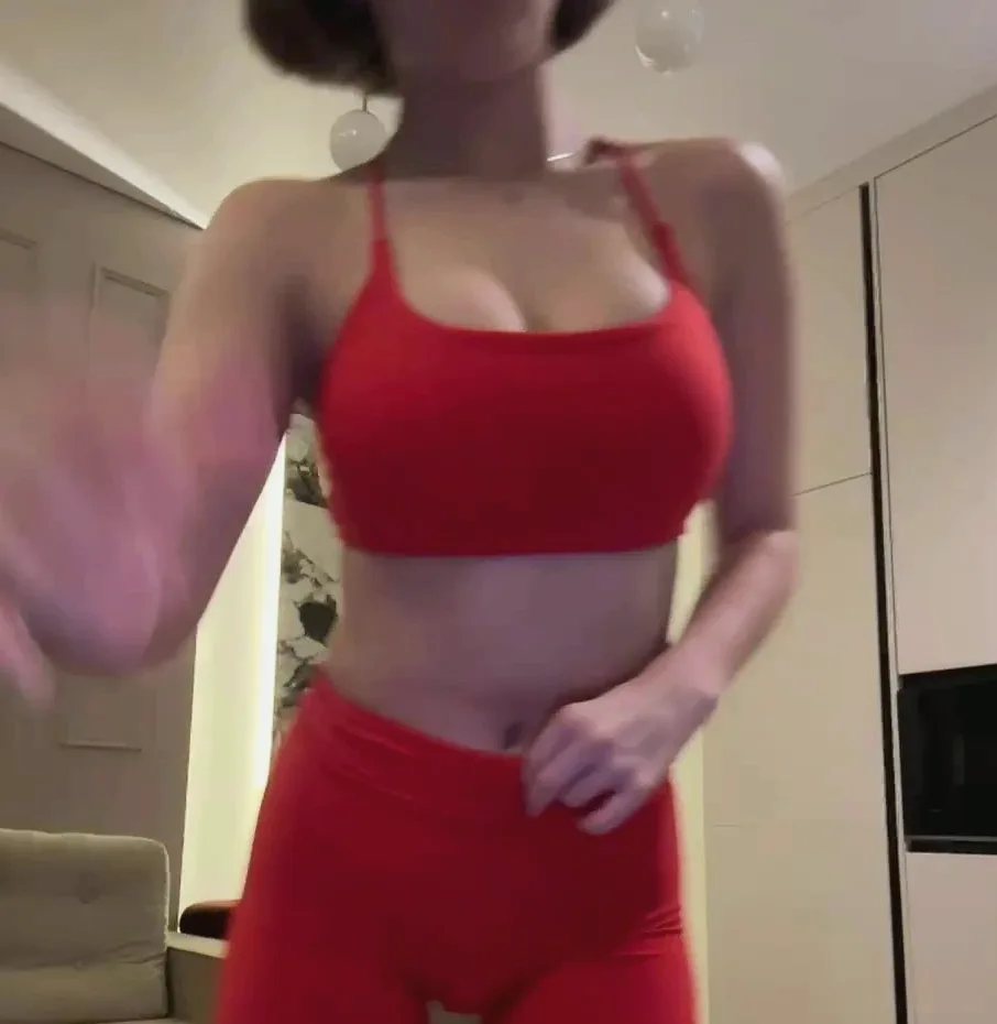 Antonia, 18