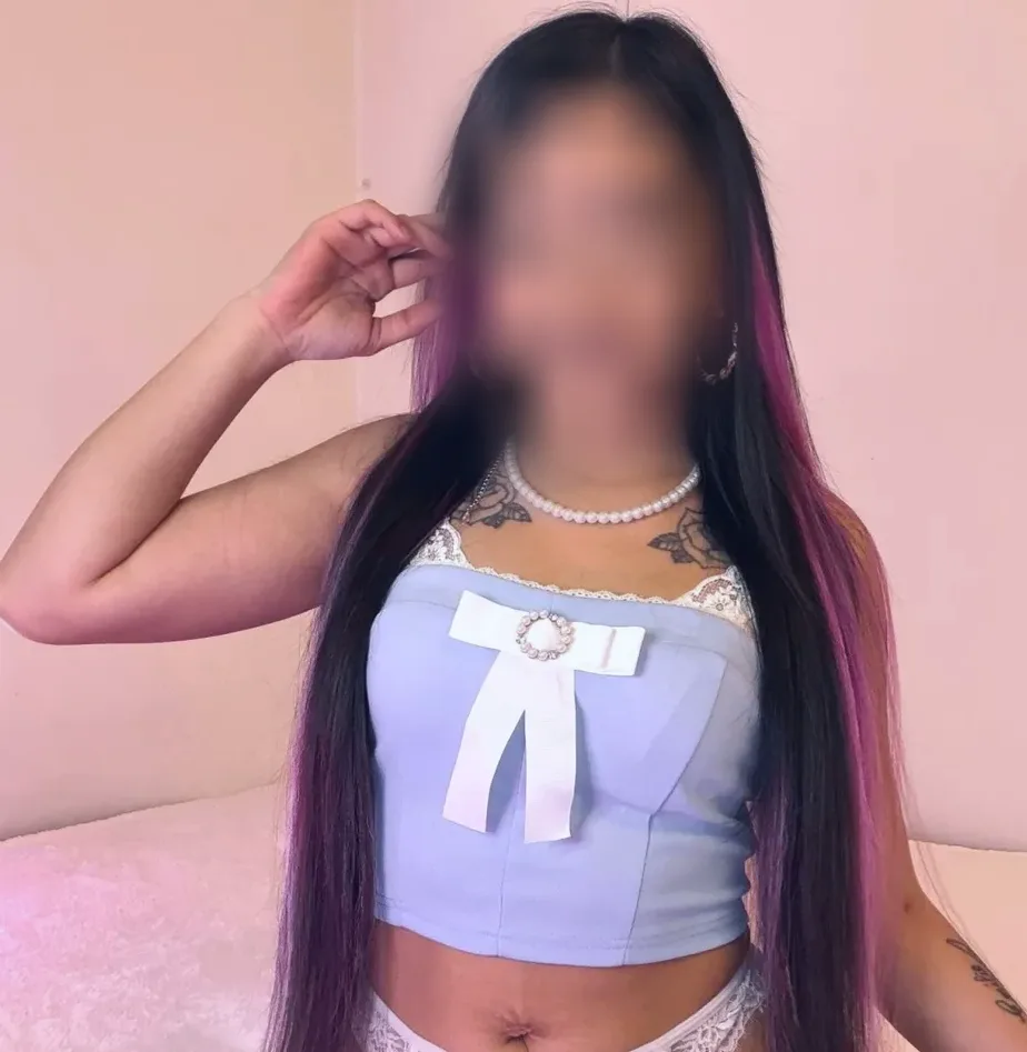 Marie, 28