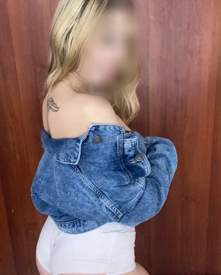Marlene, 21