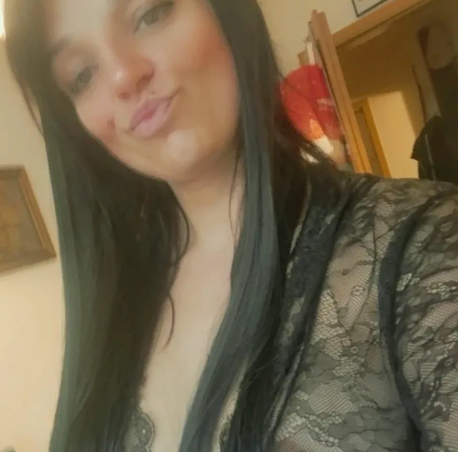 Nora, 36