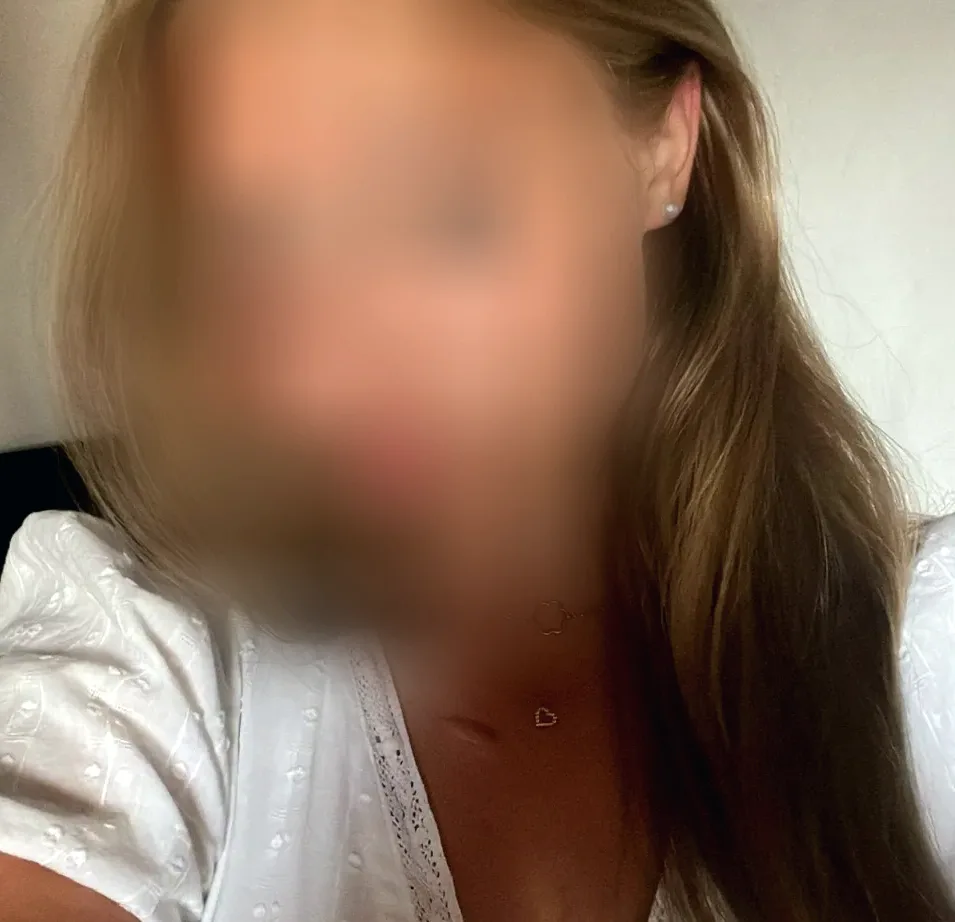 Sanja, 19
